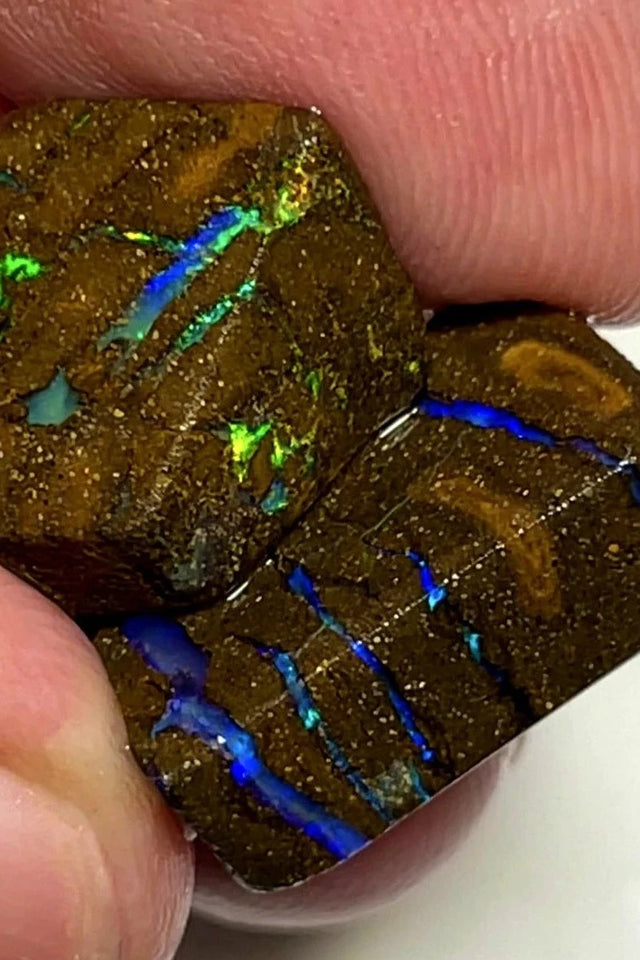 Queensland Boulder Matrix opal 26cts rough Pair Winton Stunning Exotic Bright veins 18x12xmm & 12x12x8mm BFC75