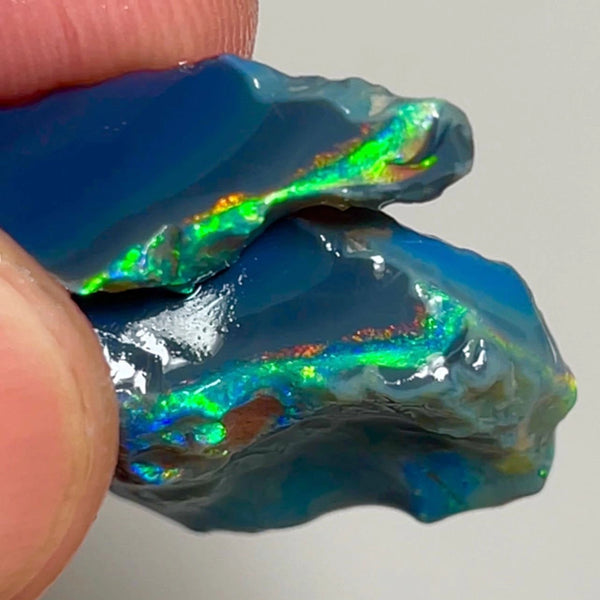 Reds & Multifires on BlackSeam rough opals of Lightning Ridge 28.50cts Gorgeous Bright colours to Chase/explore/cut 32x19x2 & 25x7x4mm NSW124