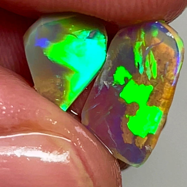 Lightning Ridge Opal Dark Crystal Base Seam pair Rough Rub 2.6cts Super Vibrant & Bright Green Dominant Multifires 13x7x2 & 9x7x4 mm WAE52
