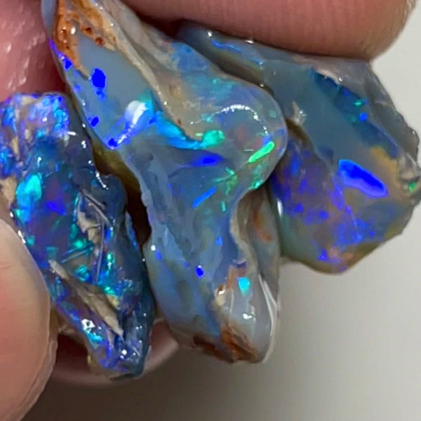 Lightning Dark Base knobby opal rough stack 24.50cts Stunning Bright Blue & Greens dominant fires 24x10x8 to 15x14x5mm NSW158