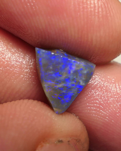 Lightning Ridge Rough / Rub / Preform Blue on Dark Seam opal Miners Bench® 3cts Nice Blue Fires Sand inclusions 10x10x5mm 17APR