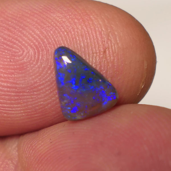 Australian Dark Crystal Opal Gemstone 1.15cts Gem Grade N5 Body Tone B3 Brightness Stunning Blue fires 8x5x2mm WAC56