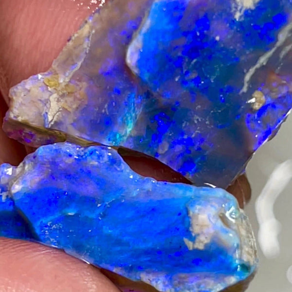 Lightning Ridge Rough Dark Crystal Seam pair 19.50cts Nice Size Bright gorgeous Blue fires 27x18x3 & 25x10x5 mm NEW06