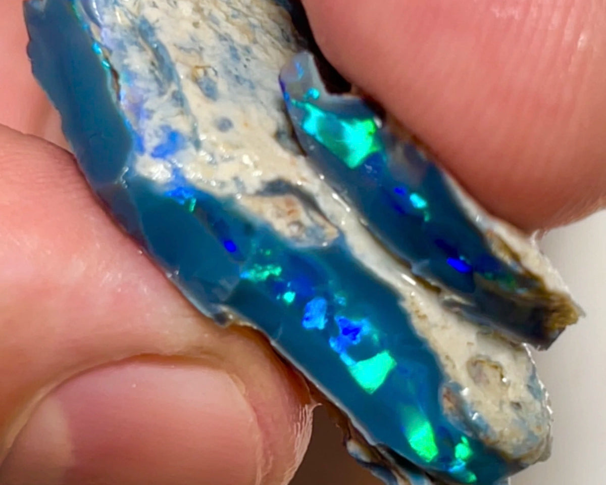 Mulga® Big Sized Black Seam opal split 32.00cts Wee Warra Plains Gorgeous Bright Green & Blue dominant Bar full of potential  35x20x10mm & 18x8x4mm NEW900