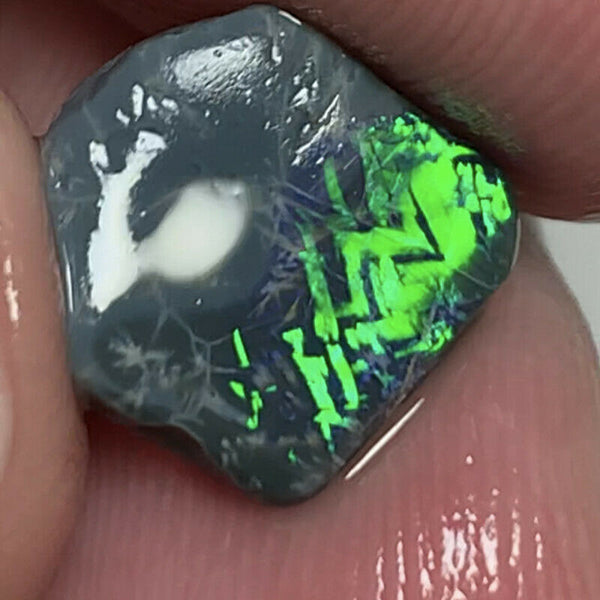 Australian Opal Gem Quality N4 Black Rub 2cts Rough / Rub / Preform Super bright FIRES Chinese Writing / chaff 10x9x3 GEM258