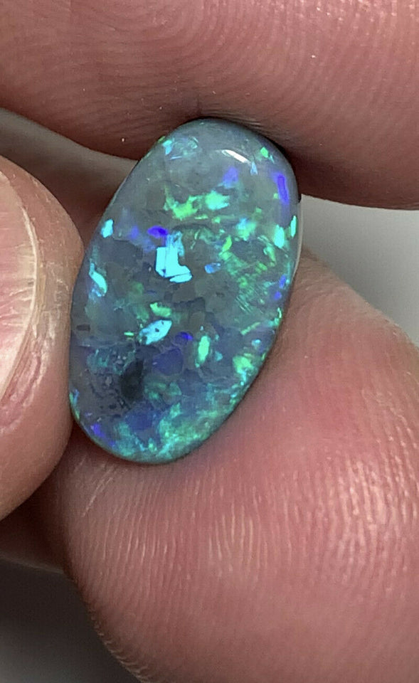Australian Black Opal Gemstone 3.9cts N4 Body Tone B3 Brightness Confetti Pattern Green / Blue fires 15x8x3mm  GEM1227