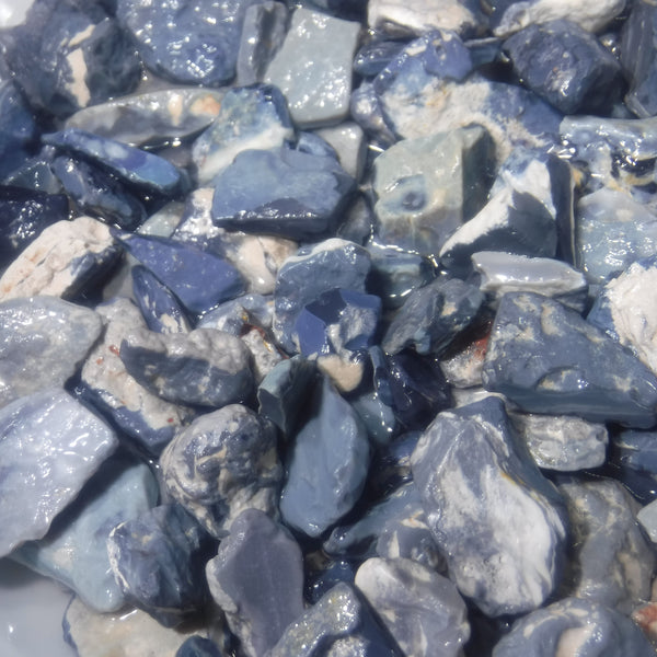 400 cts Random Scoop of Black & Semi Black Potch from Lightning Ridge NSW Australia size range 30mm to 10mm