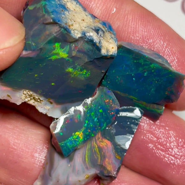 Mulga® Black/Dark Seam opal rough to cut 75.75cts Wee Warra plains Reds/Oranges/Pinks/Golds/Greens Not something you see everyday 25x22x18mm to 20x5x4mm NEW970