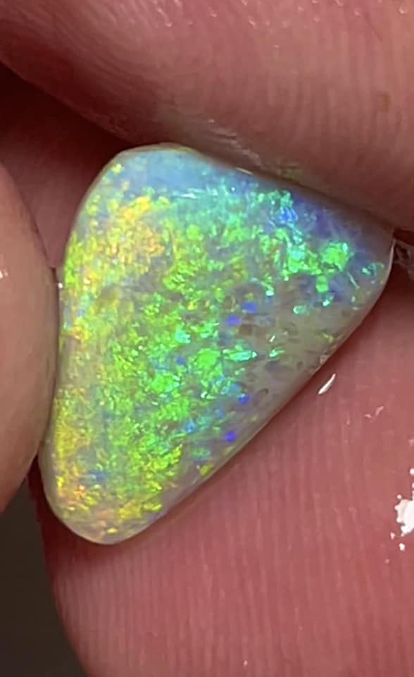 Lightning Ridge Opal Rough/Rub/Preform Dark Base High Grade From the Miners Bench® 2.8cts Lovely  Bright Multi fires 14x10x3mm MFB38