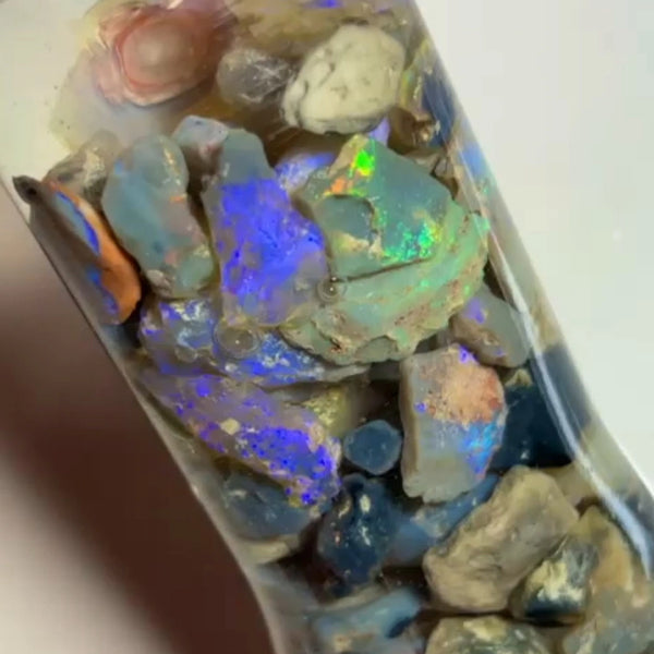 Lightning Ridge Knobby Fossil Seam & Chip mix 250.00cts Lots of Colours to go at :) 19x15x9 to 12x6x3 mm Sold as Gamble NSW197