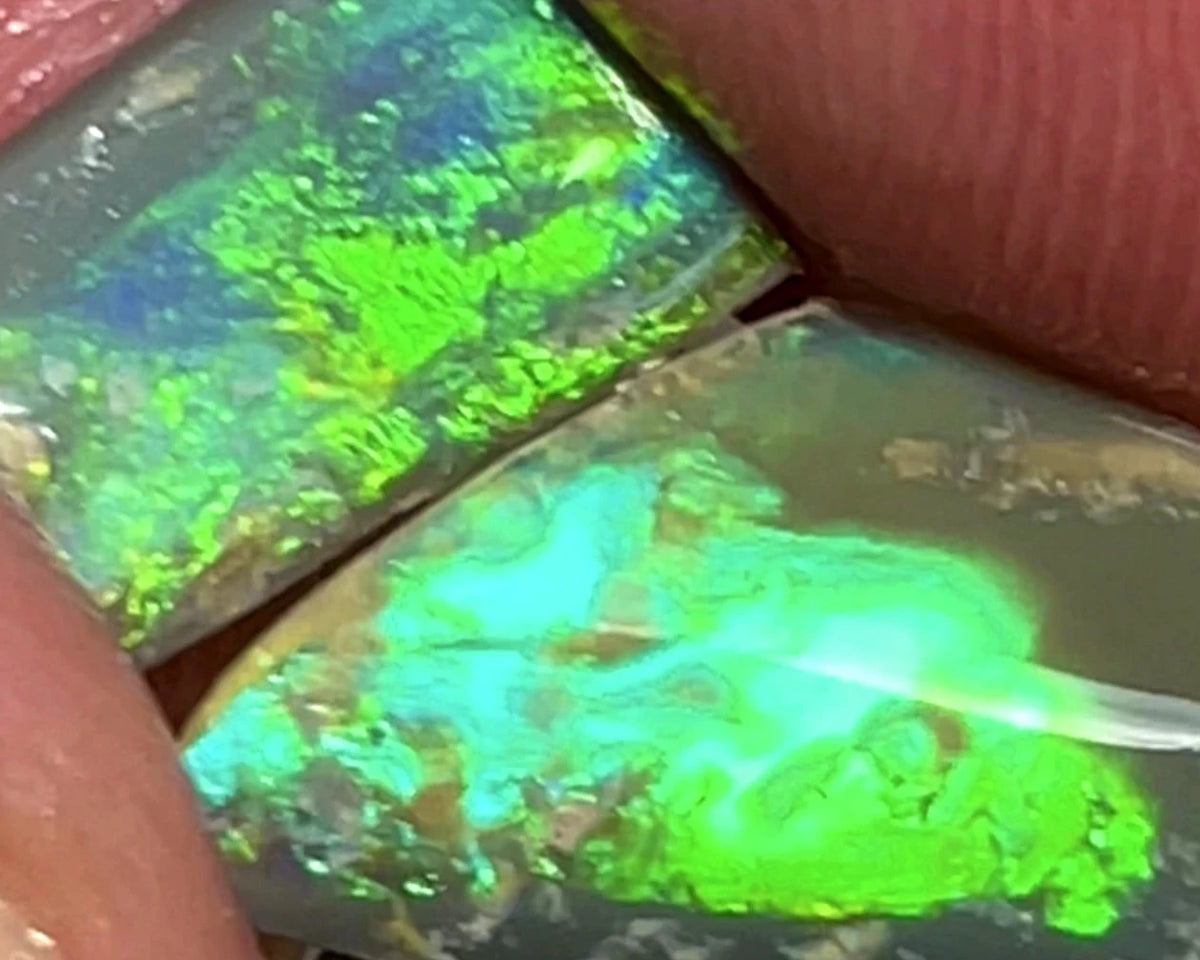 Australian Opal Rubs rough Pair 3.25cts Green dominant Bright Vivid Multifires to faces 12x9xx1 & 12x7x2MMs WAE67