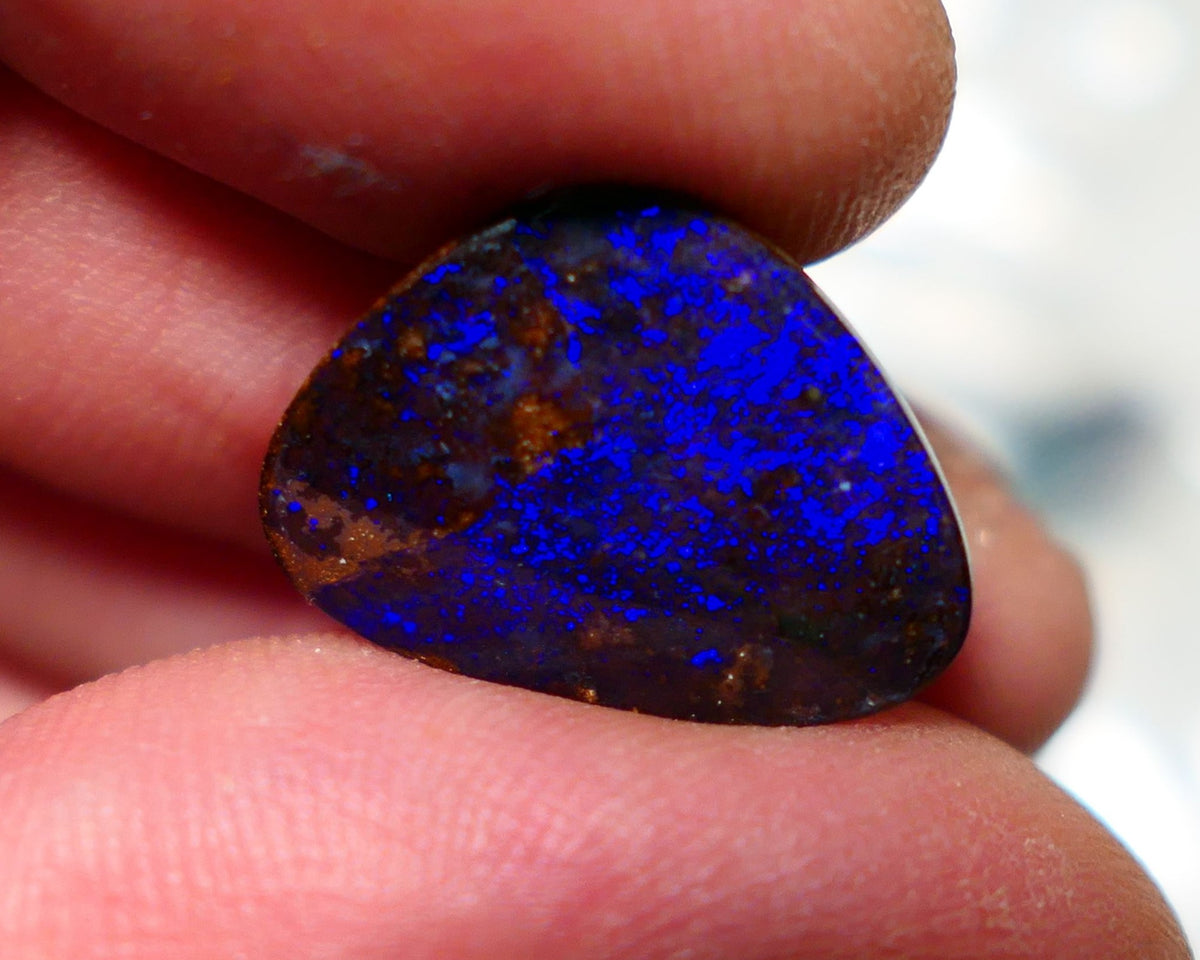 Australian Queensland Boulder opal Polished Gemstone 9.50cts Gem Bright gorgeous blue fires From Winton 20x14x4mm BO013