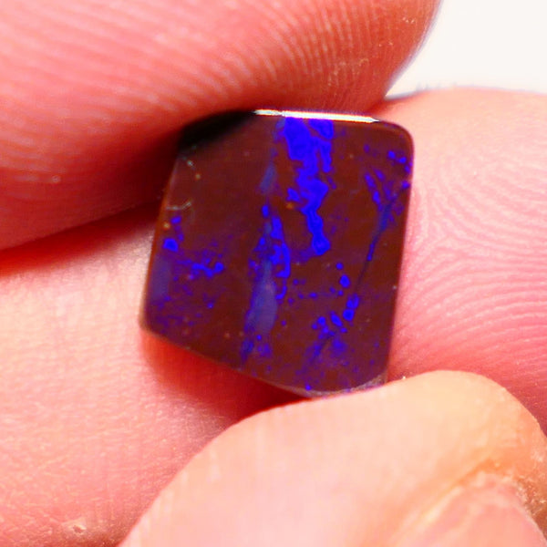 Australian Queensland Boulder opal Polished Gemstone 3.10cts Gem Bright gorgeous blue fires From Winton 11x10x3mm BO009