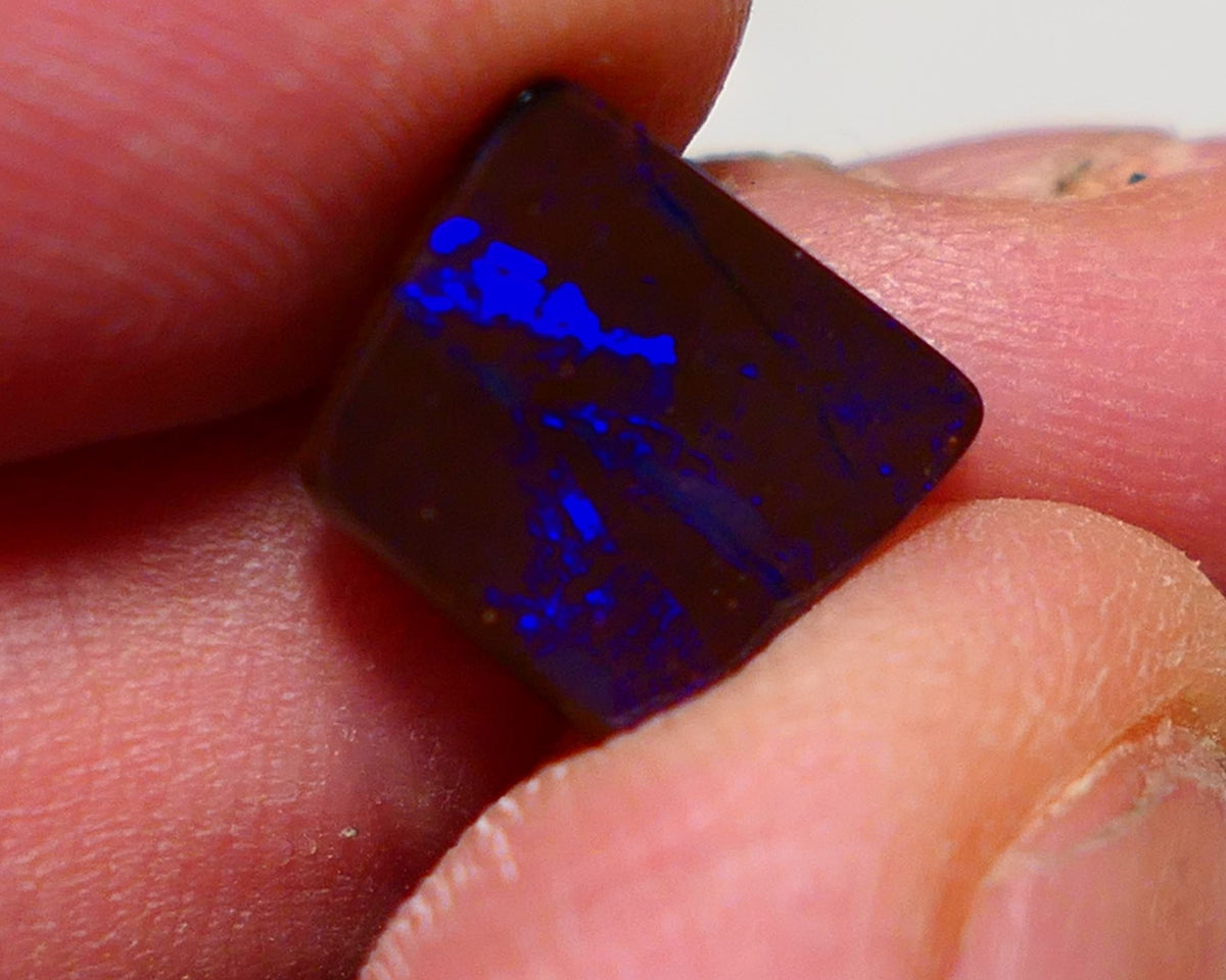 Australian Queensland Boulder opal Polished Gemstone 3.10cts Gem Bright gorgeous blue fires From Winton 11x10x3mm BO009