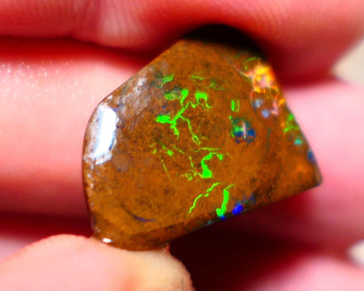 Queensland Boulder Matrix opal Stunning 14cts rough rub Koroit gorgeous faces with Very Bright Yellow/Orange Dominant fires 20x16x4mm BO-006