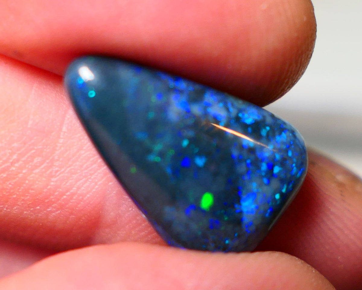 Dark Opal Gemstone Big sized gorgeous and very unique Ideal Pendant stone from Lightning Ridge