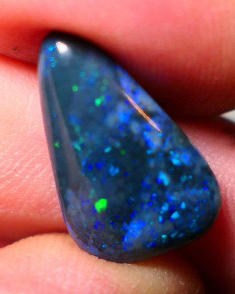 Dark Opal Gemstone Big sized gorgeous and very unique Ideal Pendant stone from Lightning Ridge