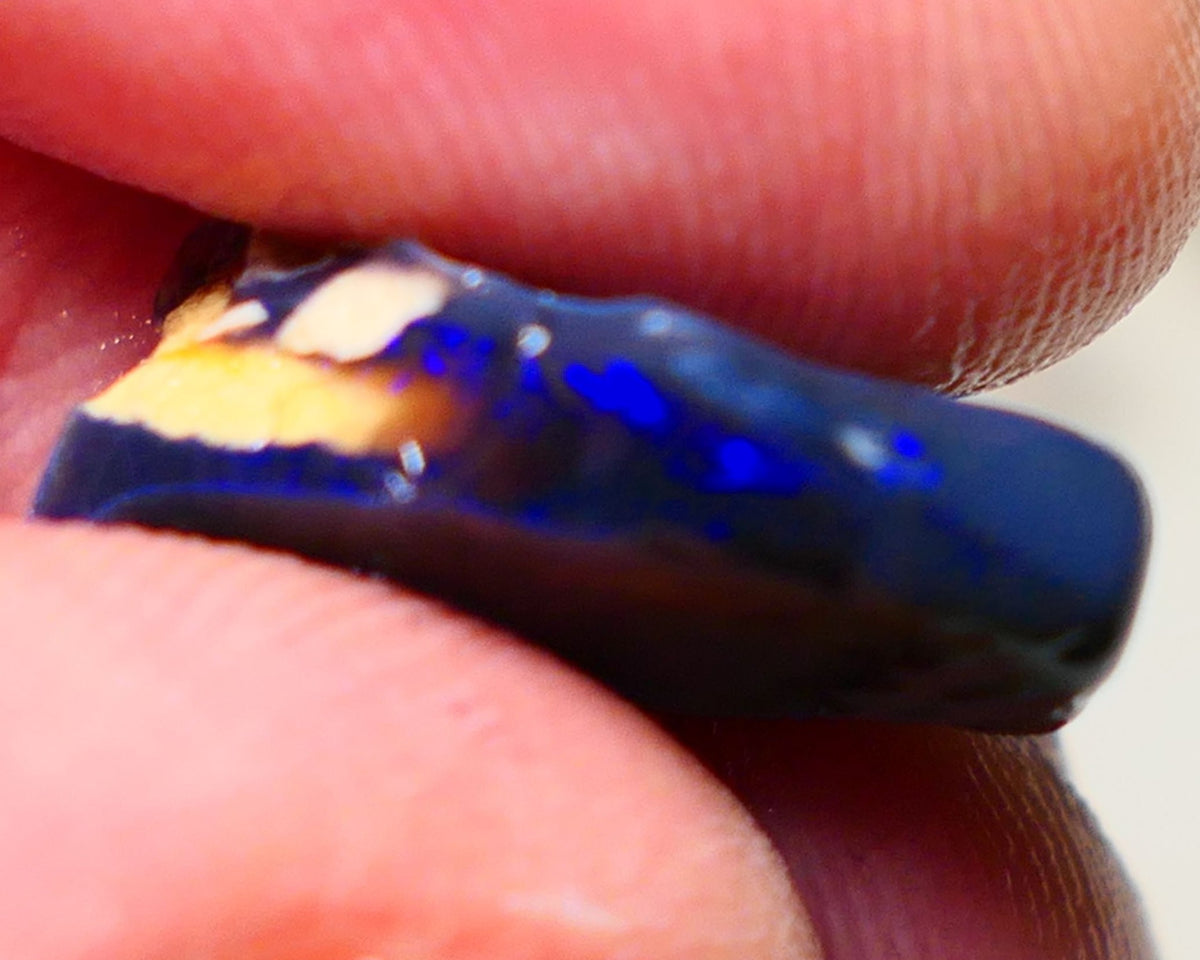 Lightning Ridge Rough Black Seam Opal  9.25cts Gorgeous bar to cut nice Bright blue colours 20x12x6mm NSW011