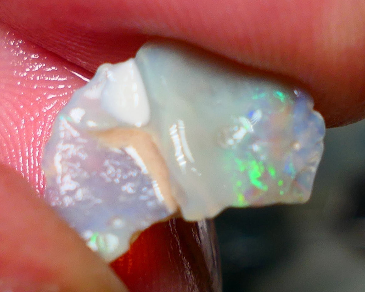 Lightning Ridge Rough Opal 3.00cts Crystal Seam showing Nice multi colours 16x11x4mm NS0083