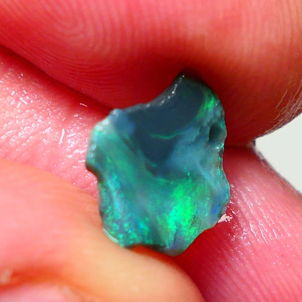 Mulga Rough Rub Opal 1.10cts Dark Base Seam Nice electric Green Dominant fires to Cut / carve & polish 12x9x1.5mm NS116