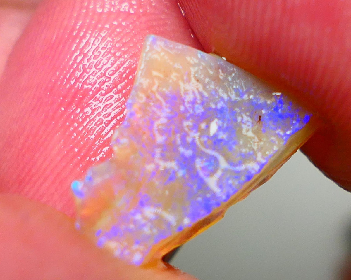 Lightning Ridge Opal Dark Crystal Base Seam Rough Rub 2.65cts Gorgeous Stunning Bright fires 14x11x3mm NS114