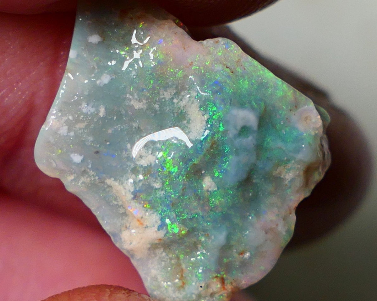 Mulga Rough Opal 5.00cts Dark Base Seam Nice Yellow/Orange Dominant M.fires to Cut / carve & polish 18x14x3mm NSW031