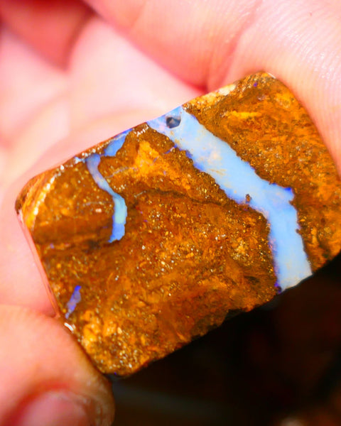 Queensland Boulder / Matrix opal 50cts rough/rub Winton Bright Blue fires showing in a vein 31x20x7mm ALP011