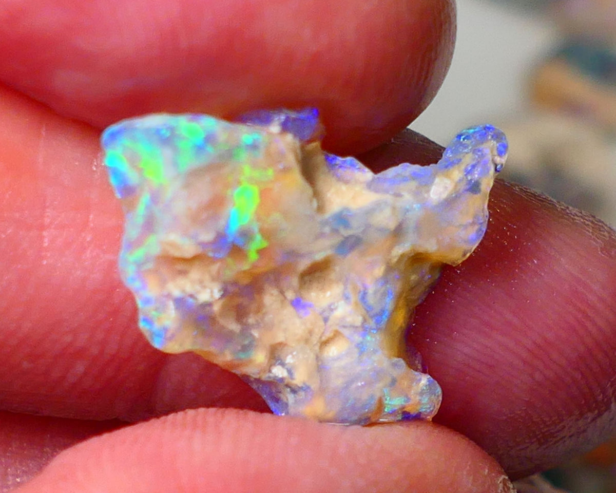 Lightning Ridge Gamble Crystal opal rough 4.50cts showing nice bright colours 19x16x4mm ALP137