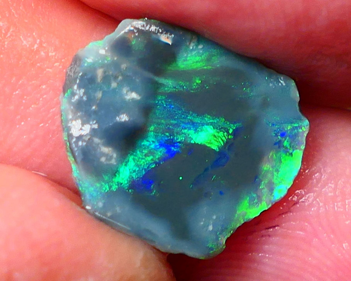 Lightning Ridge Black opal Rub rough 2.65cts showing nice bright Multi colours 14x13x2mm ALP142