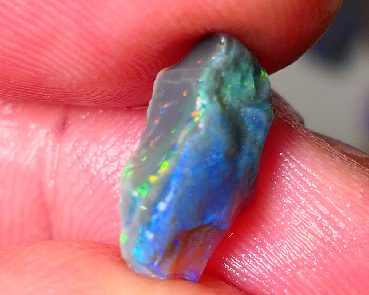 Lightning Ridge Small Cutters Seam opal rough 2.65cts showing Gorgeous bright Multi Colours 13x8x4mm AL153