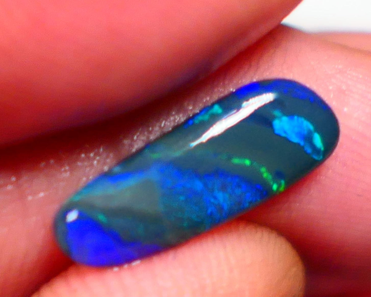 XMAS THANK U AUCTION7  MULGA Black opal rub/rough/preform 1.75cts Stunning Blue and Green Fires finish this Gem 15x5x2.5mm Auction37