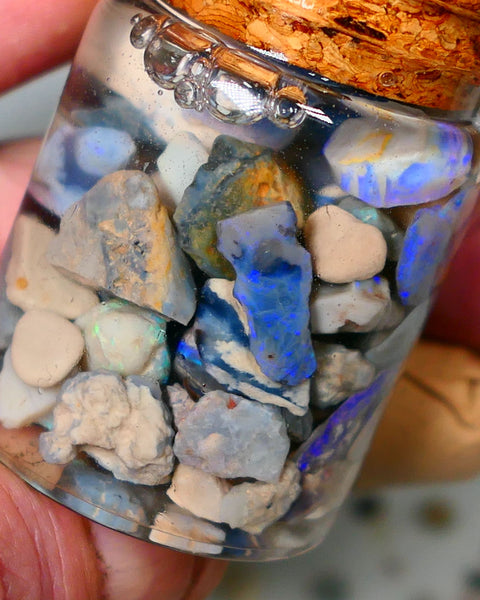 Lightning Ridge Rough Opal 150cts Potch & Colours to go at and explore 13mm to chip size Auction71(Jar9)