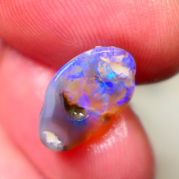 Lightning Ridge Crystal knobby opal rub rough 3.75cts Bright Blues exposed with some clay/sand host to work around 14x11x5mm NSW137