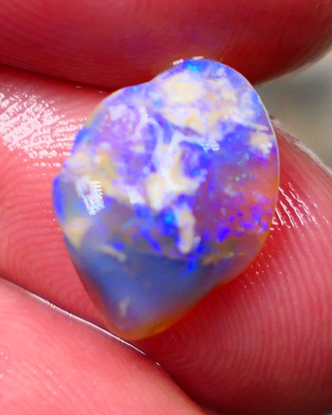 Lightning Ridge Crystal knobby opal rub rough 3.75cts Bright Blues exposed with some clay/sand host to work around 14x11x5mm Auction 133