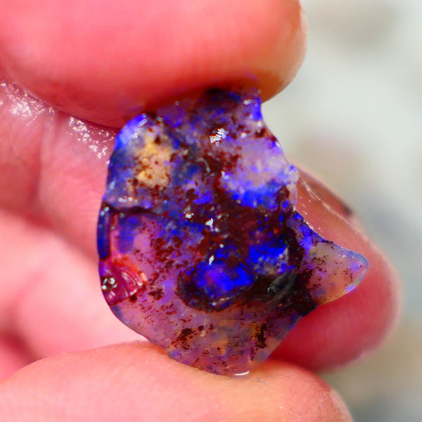 Mintabie Dark Crystal Seam opal rough 5.60cts Bright gorgeous Royal Blue fires showing asking to be explored 18x15x5mm NSW138