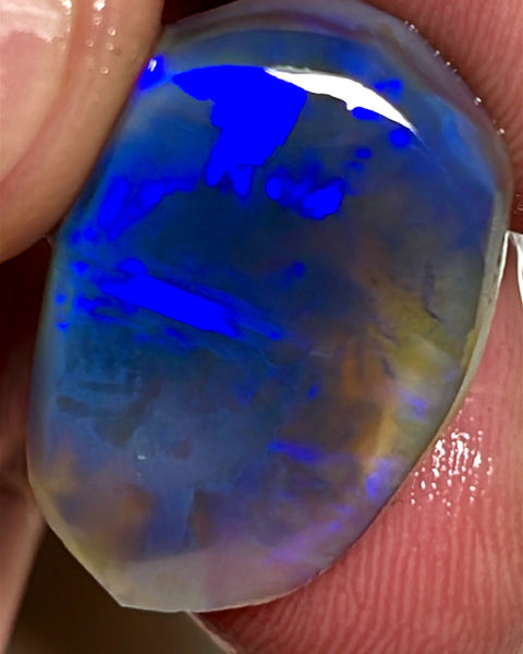 Lightning Ridge Opal Big Rough/Rub Dark Base Crystal Knobby From the Miners Bench® 23cts Broad zones of Blue fires 25.000 x 15.000 x 10.000 mm  WAE37