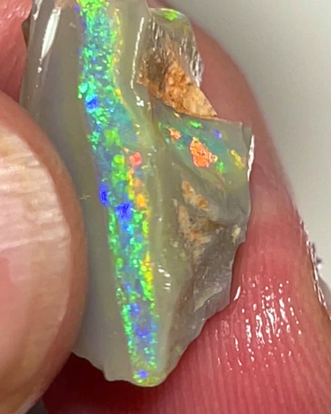 Lightning Ridge Cutters Super Select Seam rough to cut 8.50cts Just Look at that Amazing Bar ! Blocky Pattern Potential ? Super Bright Multifire Bling ? 17.000 x 10.000 x 7.000 mm NEW965