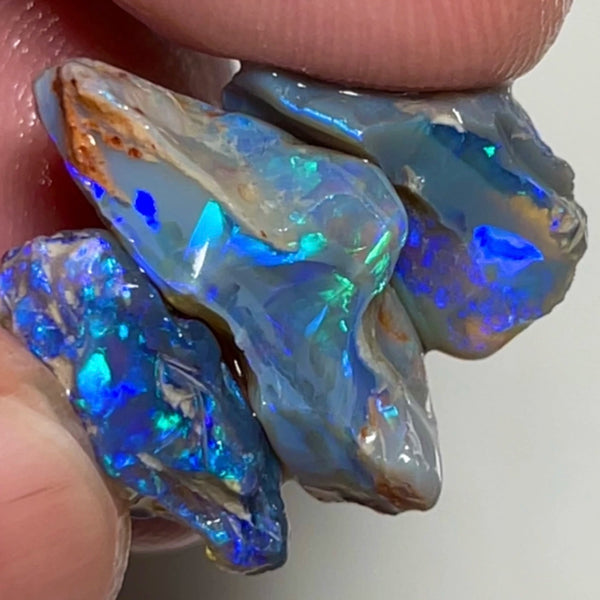 Lightning Dark Base knobby opal rough stack 24.50cts Stunning Bright Blue & Greens dominant fires 24x10x8 to 15x14x5mm  NSW158