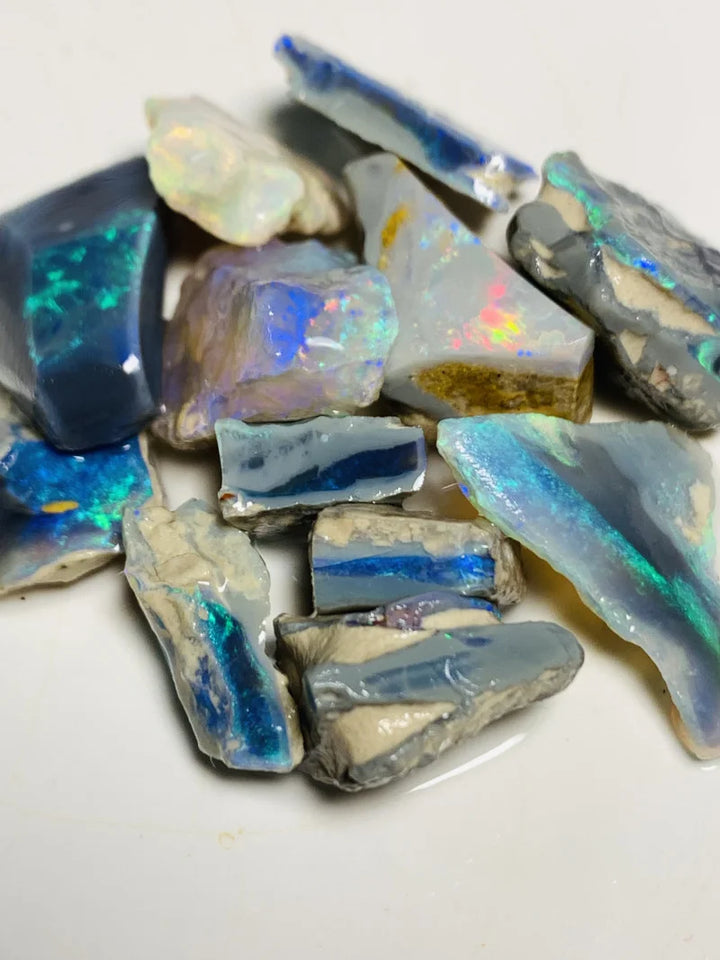 Lightning Ridge Rough Seam Opal Parcel 85cts Black Dark & Crystal High Grade Bright Lovely colourful Select material for cutters 24x12x7mm to 12x4mm WSY78