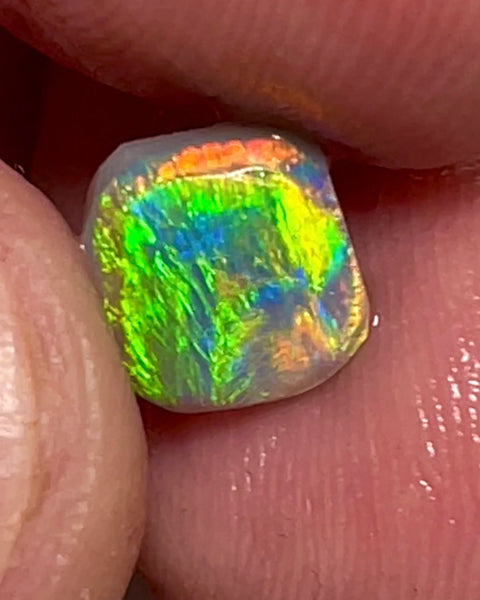 Stunning Lightning Ridge Knobby Rub 1.30cts Jewellery Quality stone Gorgeous mix of patterns and Bright full spectrum of colours 8x7x2mm  NSW040