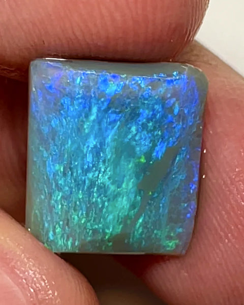 XMAS THANK U AUCITON14 L/Ridge Rub Rough preform Jewellery Grade 5.40cts Dark Crystal Opal Rub Clean gorgeous bright greens / Blues 15x12x3mm SKU#1807