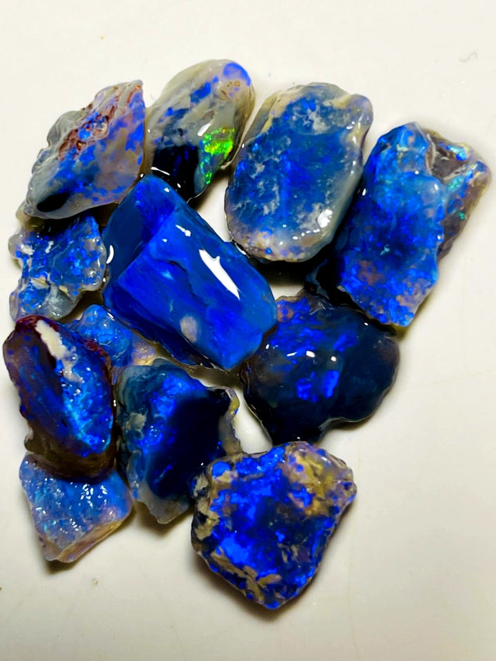 Lightning Ridge Rough Opal Parcel 29cts Cutters Select Black Super colourful material to cut 15x10x8mm to 8x6x3mm WAB31