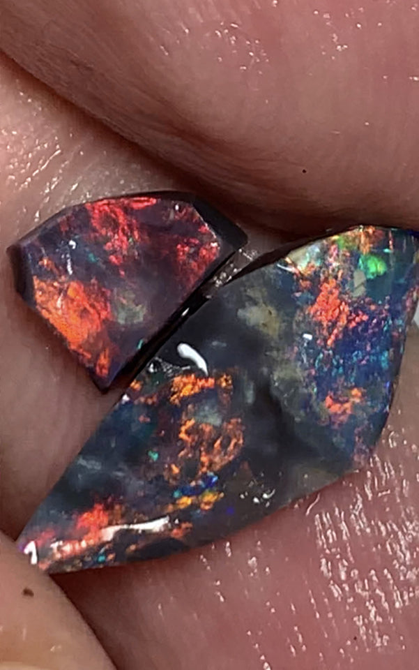 Australian Opal Rubs Pair Black Bases Rough / Rubs 2.3cts Gorgeous Exposed Faces with mostly Reds fires 18x7x2mm & 6x5x3mm WSP63