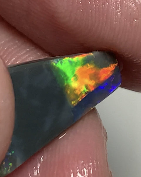 Australian Opal Gem Grade Single semi Black 3.4cts Rub/Rough Super bright Reds & Rainbow of Multifires Broad flash / Flagstone pattern 16x8x3mm WSJ40