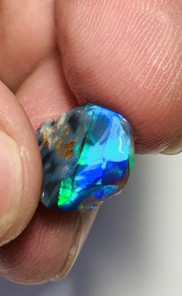 Australian Opal Semi Black Crystal Rub 4cts Extremely Saturated Vibrant Rough / Rub Super Vivid bright fires gorgeous play of colour WSC358