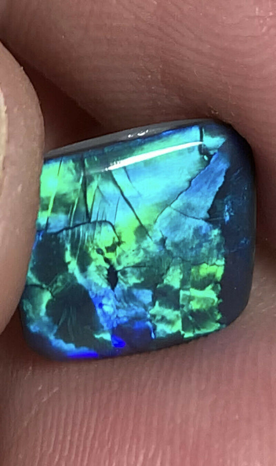 Australian Black Opal Gemstone 2.6cts AAA Quality Mulga® N1 Body Tone B1 Brightness Saturation of Green & Blue tones 10x9x2.5mm GEM26