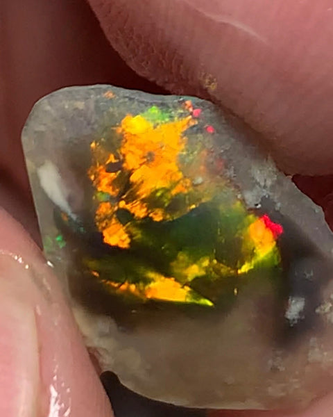 Australian Opal Gem Grade Single semi Black 2.4cts Rub/Rough Super bright Call 999 FIRE FIRE Broad flash pattern 18x12x1.5mm WSN29