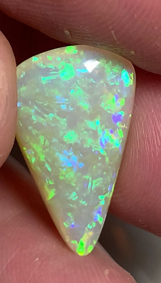 Crystal Opal Gemstone 5.9cts High Dome Top Notch Skin to Skin Bright GEM N8 Bodytone B2 Brightness WSA937