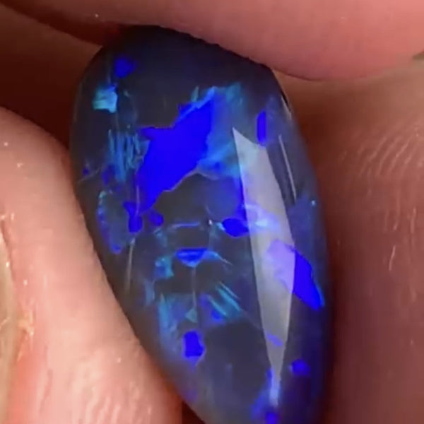 Australian Semi Black Opal Gemstone 2.5cts Gem Grade  N5 Body Tone B3 Brightness Crystal body with Stunning Blue fires 12x7x3.5mm WSP53