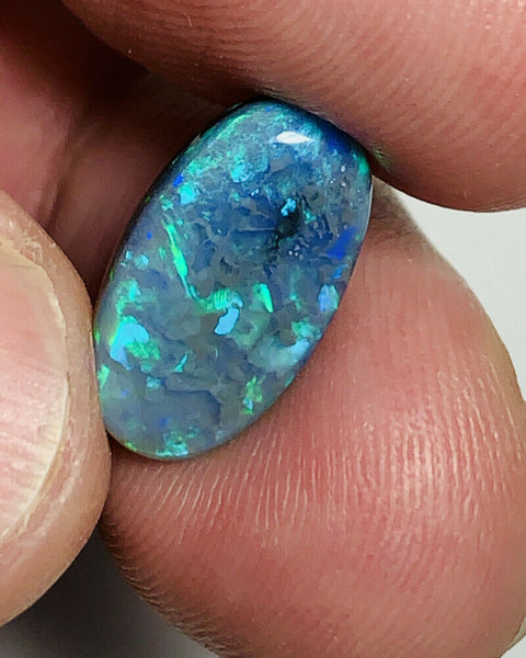 Australian Black Opal Gemstone 3.9cts N4 Body Tone B3 Brightness Confetti Pattern Green / Blue fires 15x8x3mm  GEM1227